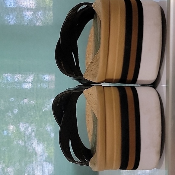 Women's REEF Cushion Bloom Hi Platform Fashion Sandal, Black, Size 6, EUC - Picture 7 of 14